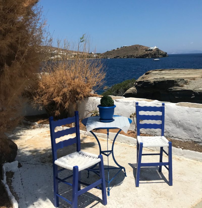 Perierga.gr-Το μοναστήρι της Χρυσοπηγής στη Σίφνο