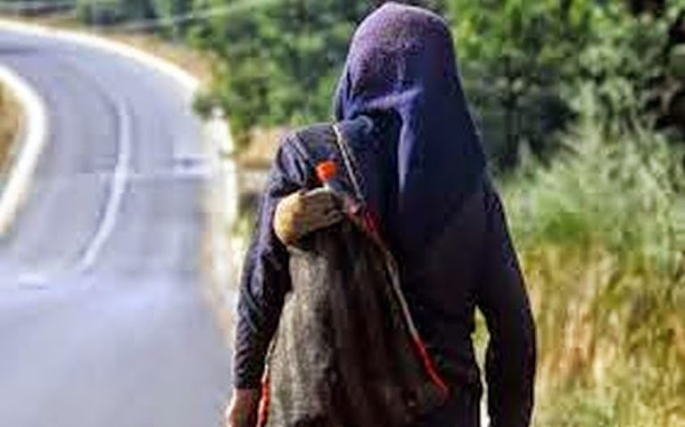 Όταν η ανθρωπιά εμφανίζεται απρόσμενα: Μια πράξη βοήθειας προς μια γιαγιά που είχε ανάγκη