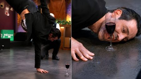 Το ζεϊμπέκικο του Λευτέρη Ελευθερίου που έκλεψε την παράσταση σε εκπομπή του ΣΚΑΙ