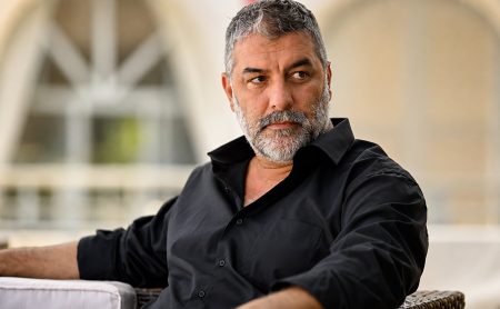 Βασίλης Μπισμπίκης: Η άγνωστη διαδρομή από κρουπιέρης στο Λουτράκι μέχρι την υποκριτική καταξίωση