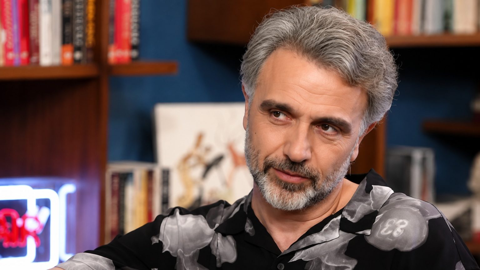 Φάνης Μουρατίδης: Η εξομολόγηση για τη βία στο σχολείο και την απώλεια που καθόρισε τη ζωή του
