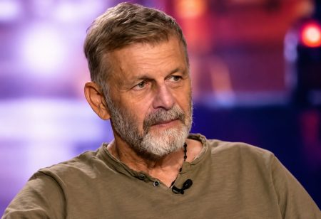 Απόστολος Γκλέτσος: Η προσωπική περιπέτεια με τροχαίο που προκλήθηκε από αγριογούρουνα