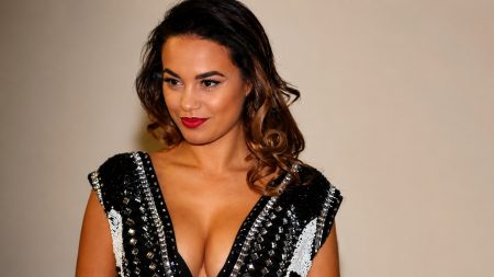 Η Πηνελόπη Πλάκα μίλησε ανοιχτά για τα +8 κιλά και την πίεση της «τελειότητας»