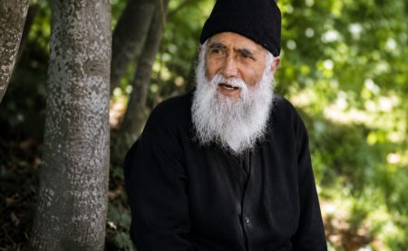 Άγιος Παΐσιος: Γιατί η προσευχή και η ησυχία είναι απαραίτητες την Μεγάλη Παρασκευή