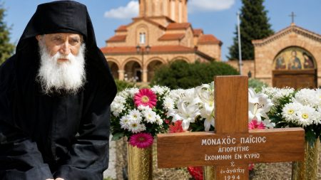 Οι τελευταίες στιγμές του Αγίου Παϊσίου και η παρακαταθήκη που άφησε στη Σουρωτή