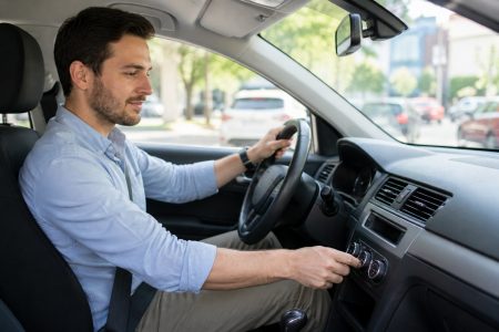 Τι να κάνετε για να λειτουργεί πιο αποδοτικά το κλιματιστικό του αυτοκινήτου σας