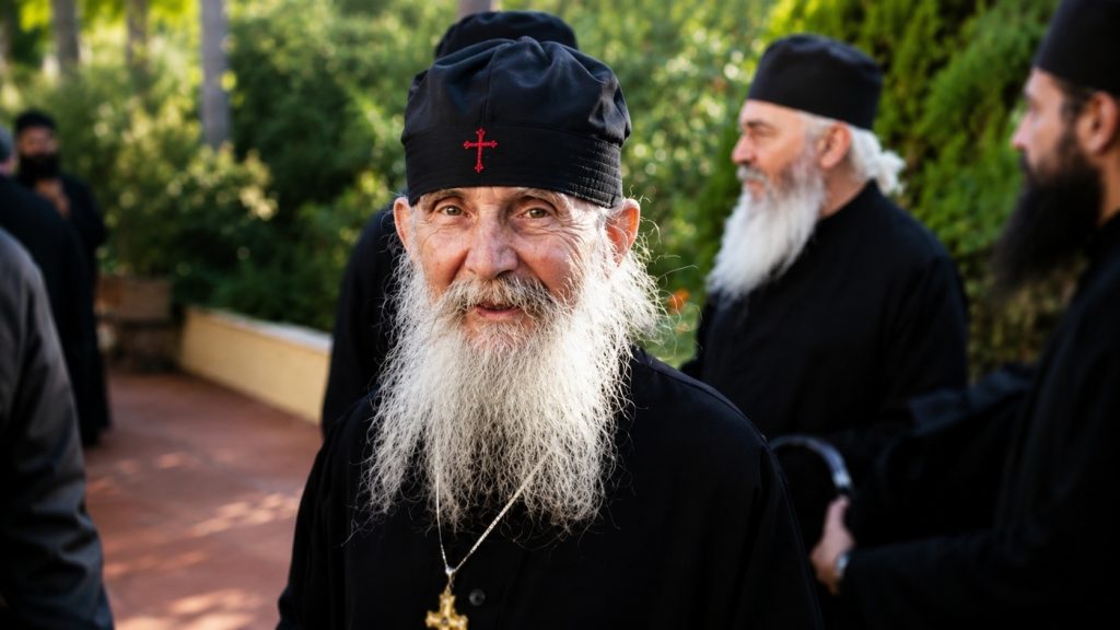 Γέροντας Εφραίμ Φιλοθεΐτης: Γιατί η υπομονή στις δοκιμασίες είναι ζωντανή μαρτυρία πίστης