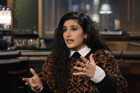 Μαρίνα Σπανού: «Μέχρι τα 20 δεν είχα φιλίες, ένιωθα διαφορετική και πιο μεγάλη από την ηλικία μου»