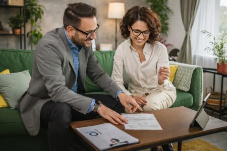 Πώς η νευροτεχνολογία βοήθησε μια 47χρονη να ανακτήσει τη φωνή της σχεδόν δύο δεκαετίες μετά από εγκεφαλικό