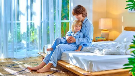 Πώς τα παιδιά επηρεάζονται από τις συναισθηματικές αντιδράσεις των γονιών τους