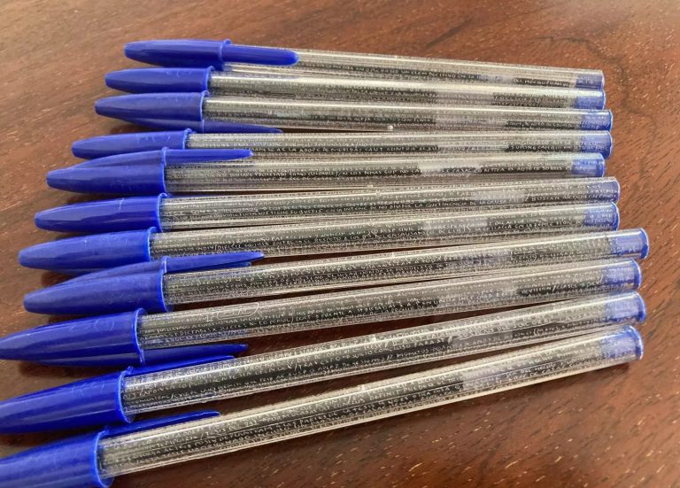 Πρωτότυπος τρόπος φοιτητή για να κρύψει σκονάκι σε εξετάσεις