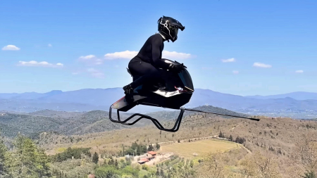 Γνωρίστε το Volonaut Airbike, το καινοτόμο ιπτάμενο όχημα τύπου μηχανής