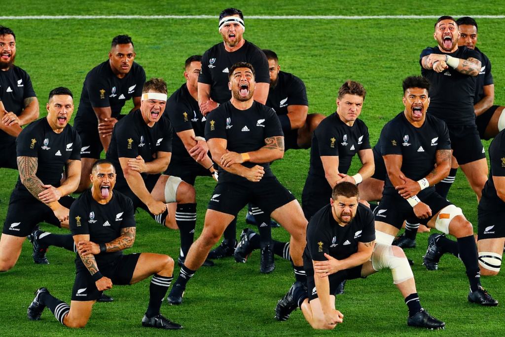 Η καθηλωτική δύναμη του haka στον τελικό του παγκοσμίου κυπέλλου, ένας χορός γεμάτος πάθος, υπερηφάνεια και ιστορία.