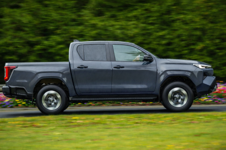 Ο Έλληνας σχεδιαστής πίσω από το πιο διάσημο αγροτικό Toyota Hilux στον κόσμο