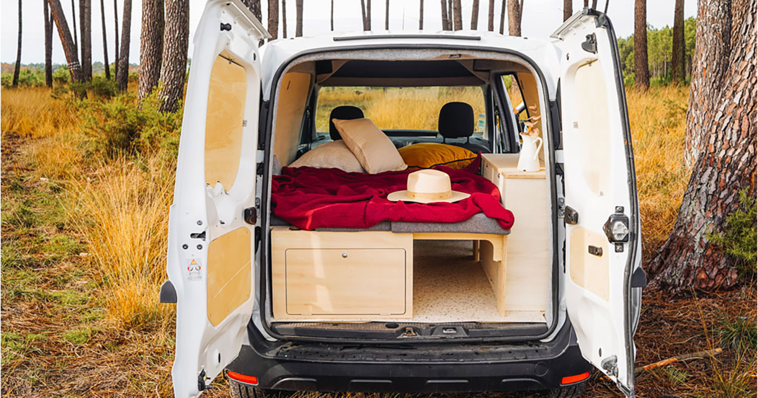 Πώς μετέτρεψα ένα όχημα σε μικρό camper van σε έναν μήνα